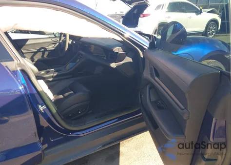 2022 Porsche Taycan Gts z USA, uszkodzony, nr VIN WP0AD2Y11NSA59851